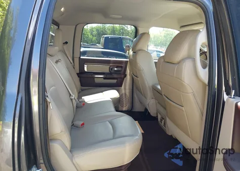 2016 Ram 1500 Laramie z USA, uszkodzony, nr VIN 1C6RR7NT7GS379061